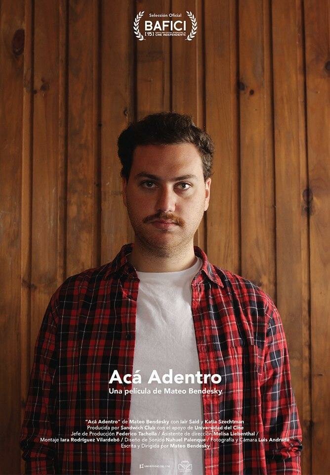 Acá adentro (2013)